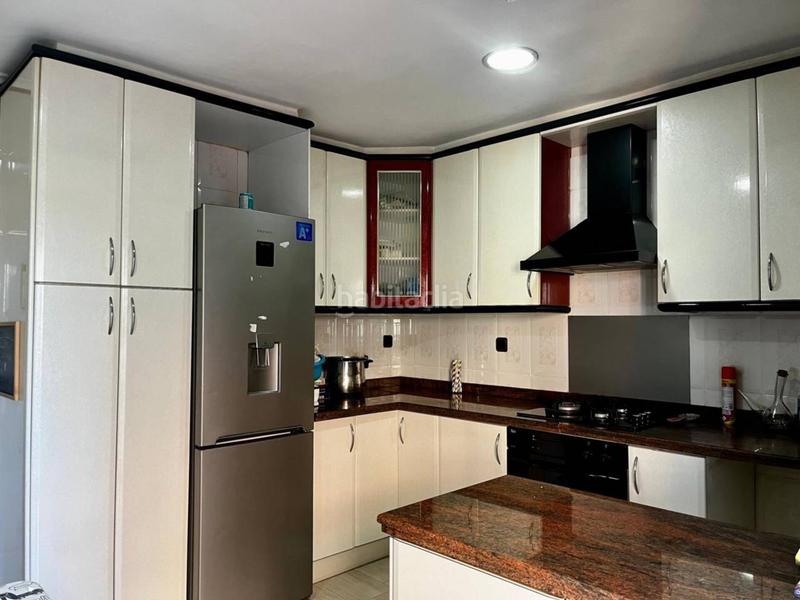 Foto 9b03f953-af07-46c9-95c7-36dddab2c7c6. Casa amb aparcament a San Jorge