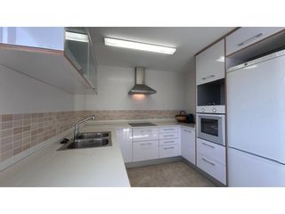 Maison jumelée à Avenida jose soriano ramos 12. Casa en venta en sant jordi