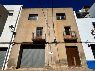Maison  Calle nou. Casa en venta en sant jordi  san jorge