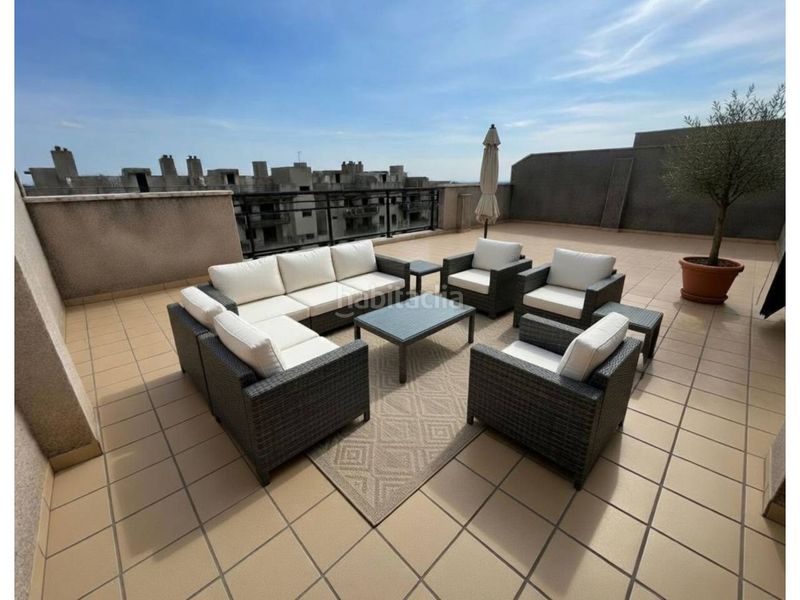 Foto 9f127d96-b69a-412d-8036-88a2ab5e5120. Àtic amb calefacció a San Jorge