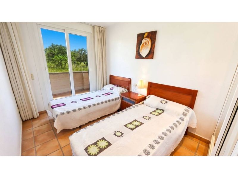 Foto c8de5924-64e5-48b7-ac93-40220812de77. Apartament amb aparcament piscina a San Jorge