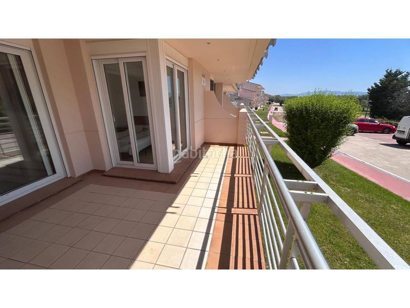 Foto e8b13f09-39d5-4a21-adc3-7b681cc7db57. Apartament amb aparcament piscina a San Jorge