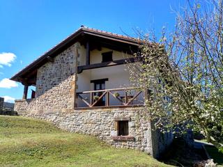 Casa a Alfoz de Lloredo