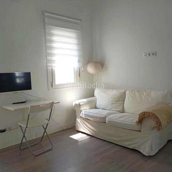 Foto 00332f2a-63c0-4ae5-80f6-46972a5f32ee. Alquiler estudio en Vallehermoso Madrid