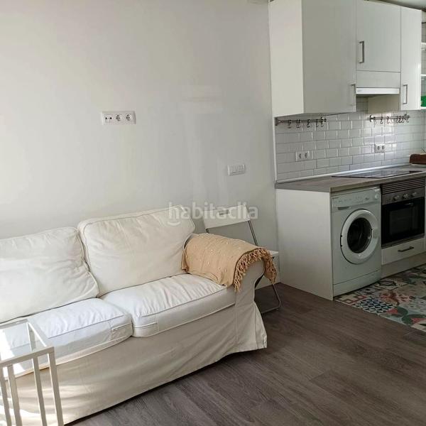 Foto d78a5a45-6ffd-4d79-bd2f-cc6993f7e929. Alquiler estudio en Vallehermoso Madrid