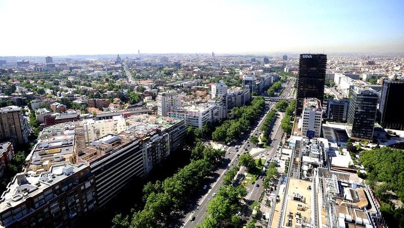 Foto 5dab73a2-253a-48f6-b031-20c8cb93d2b1. Alquiler parking coche en Hispanoamérica-Bernabéu Madrid