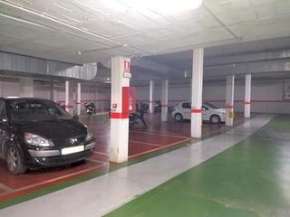 Lloguer Aparcament cotxe a Navarro ledesma 158