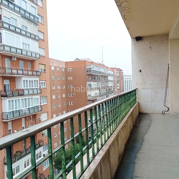 Foto 2700f0b8-d1b1-4749-bc49-7c14d5c85fd4. Miete etagenwohnung mit heizung parking in Cuatro Caminos - Azca Madrid