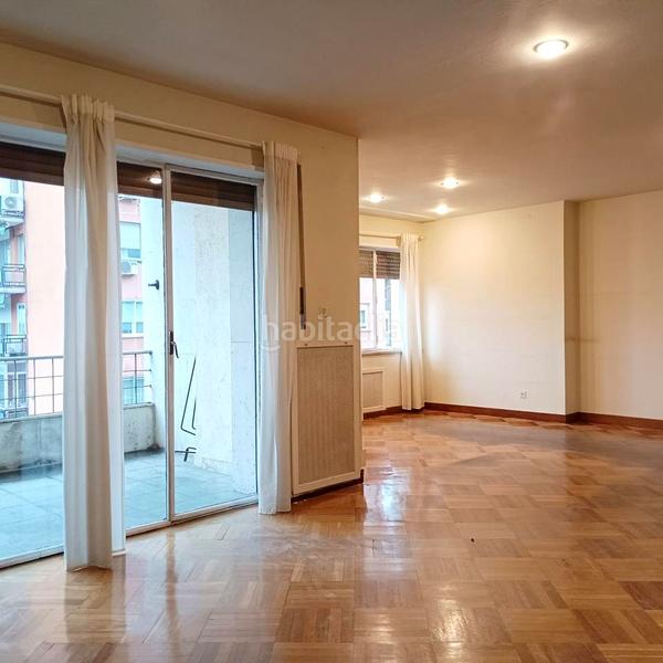 Foto c68cffc1-3bab-44d4-ba65-e346bbac5576. Miete etagenwohnung mit heizung parking in Cuatro Caminos - Azca Madrid