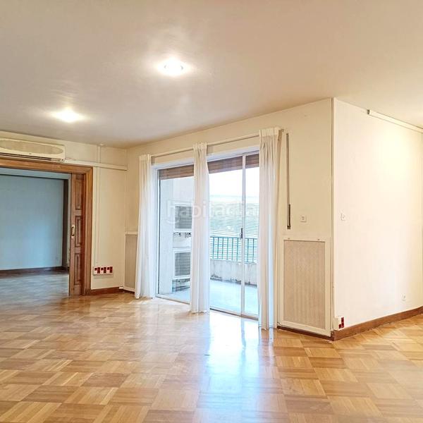 Foto bdb66d15-4592-4e89-a150-f5e89d15f81c. Rent flat with heating parking in Cuatro Caminos - Azca Madrid