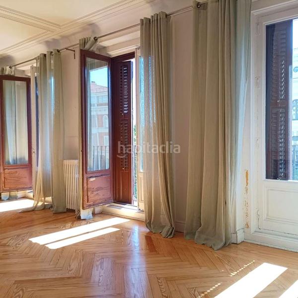 Foto 4807709e-48f7-4c03-bc5d-4c3652e299f9. Location appartement avec chauffage dans Jerónimos Madrid