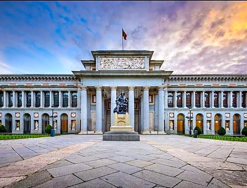 Foto f80c7b8d-7b79-4b27-967f-3affb60190c4. Rent flat with heating in Jerónimos Madrid