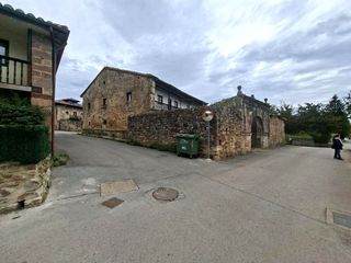 Masía en Cabezón de la Sal