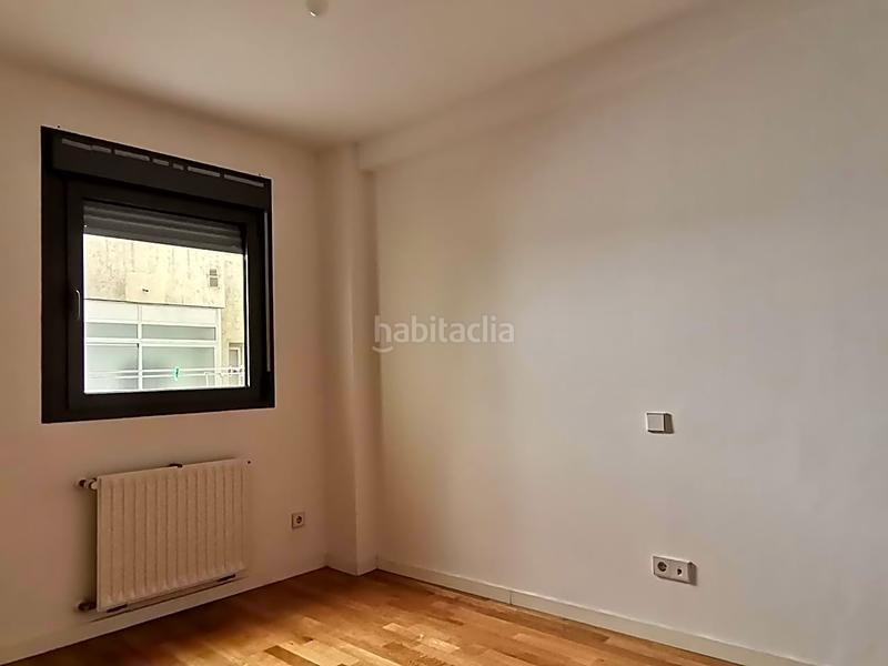 Foto 449696ee-7e3a-42c2-94ac-3ecea88333c0. Location appartement avec chauffage parking dans Fuente del Berro Madrid