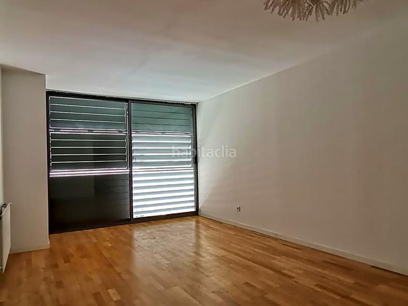 Foto 72ea64b5-ed50-4dbf-8564-5aff8a83cdc1. Location appartement avec chauffage parking dans Fuente del Berro Madrid