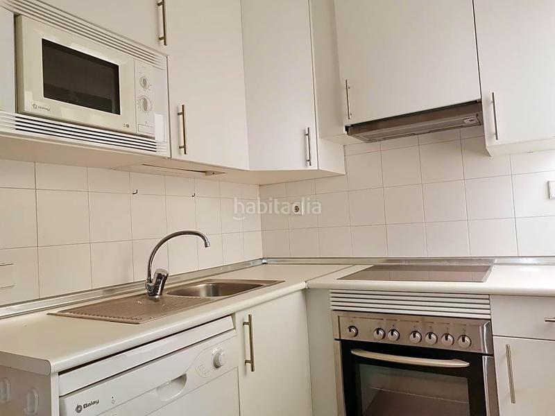 Foto 33acb65a-e7b3-4678-89d4-6b430b60c9a6. Rent flat with heating parking in Fuente del Berro Madrid