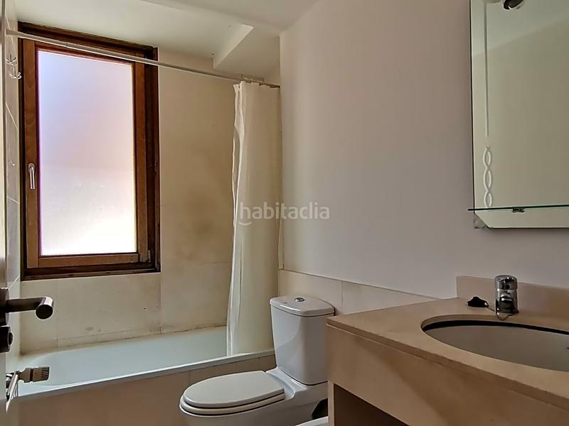 Foto a28ac306-c9f3-4cd6-afad-8f64901f6738. Rent flat with heating parking in Fuente del Berro Madrid