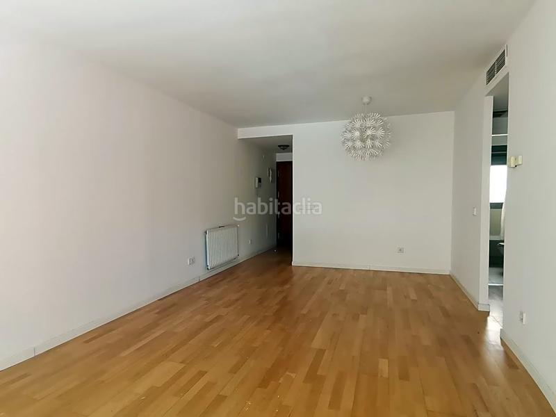 Foto ec8cd56d-0355-4ac4-a0fe-880f1c00c2e0. Rent flat with heating parking in Fuente del Berro Madrid