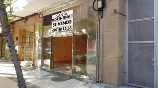 Local commercial à Jimenez de la espada 41