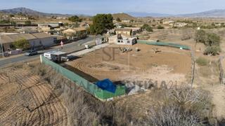 Bauernhof in Los Puertos. Finca rustica con terreno urbanizable hasta 400m2 y vivienda de