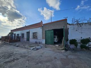 Casa a Alumbres - Escombreras. Gran oportunidad! finca rústica con dos viviendas y amplio terre