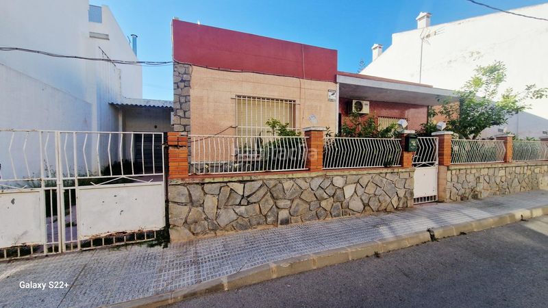 Foto 5f4c3ffe-bc54-44b7-8474-51354d28ab8c. Edifici a Barrio de la Concepción Cartagena