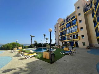 Miete Etagenwohnung  Calle de julieta orbaiceta. Alquiler en playa honda de septiembre a junio