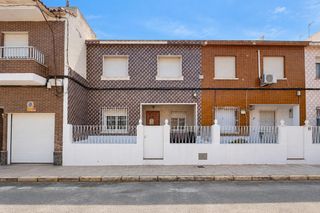 House in Los Barreros - Cuatro Santos