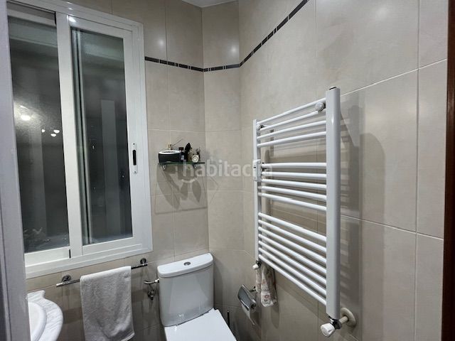 Foto b87641d6-9ca0-4025-9916-7961117b0ba5. Flat with heating in Goya Madrid