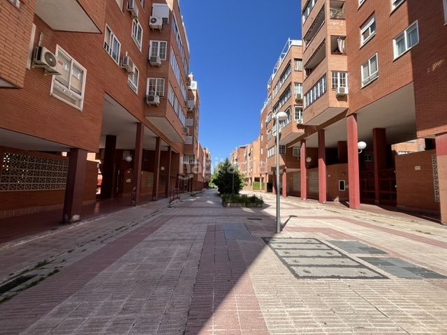 Foto e8087c3e-8975-40eb-b959-5618e15b7cd0. Piso en Santa Eugenia Madrid