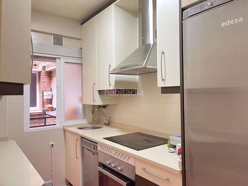 Foto 15d68f6d-b5d7-40e7-a340-c4c15c4d37a7. Etagenwohnung mit heizung in Portazgo Madrid