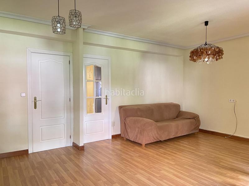Foto 3a76ce97-9f53-4fc5-8d4d-d4b88c89b5fd. Etagenwohnung mit heizung in Portazgo Madrid