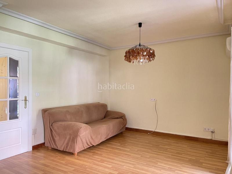Foto 700df0fc-c445-4a41-9418-1ec5950efa74. Etagenwohnung mit heizung in Portazgo Madrid