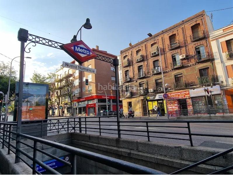 Foto c3d78a5a-d051-40f0-bae0-3b0215448c8c. Etagenwohnung mit heizung in Numancia Madrid