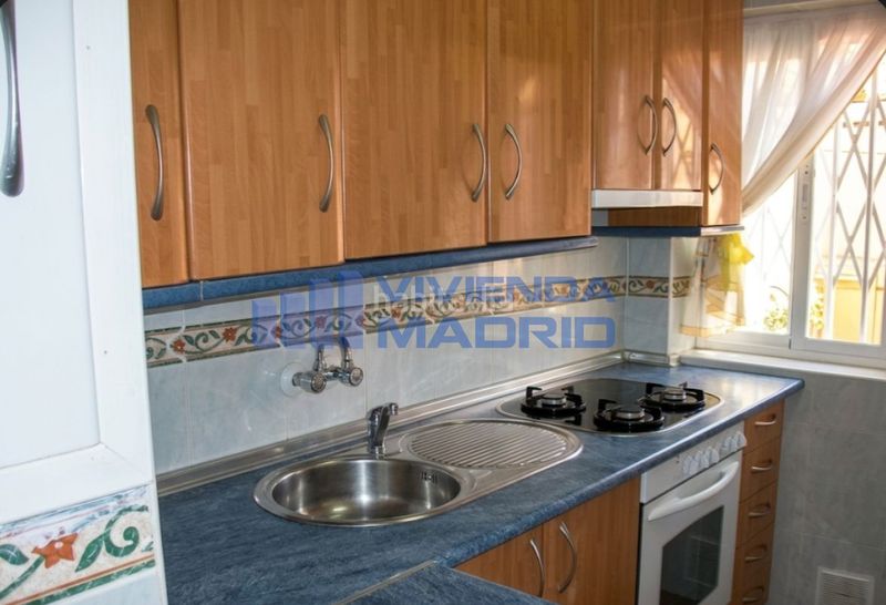 Foto 04b262ff-e241-4dc3-bd16-3317e38b699b. Casa amb aparcament a Negredo
