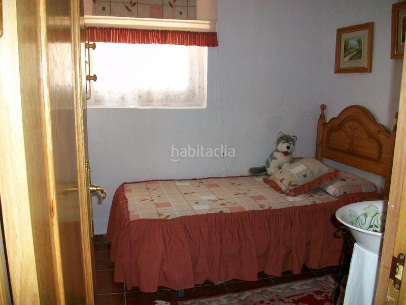 Foto dadd4711-8b77-4d6a-822d-6d576a2d20c9. Maison avec parking dans Negredo