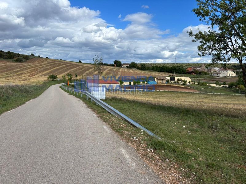 Foto f46fd667-5283-4d58-9298-547c8768447f. Maison avec parking dans Negredo