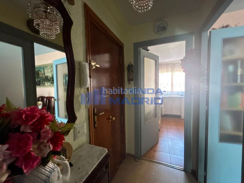 Foto e31ad426-f4e0-42a6-ade1-add05d3d8e92. Appartamento con riscaldamento in Portazgo Madrid
