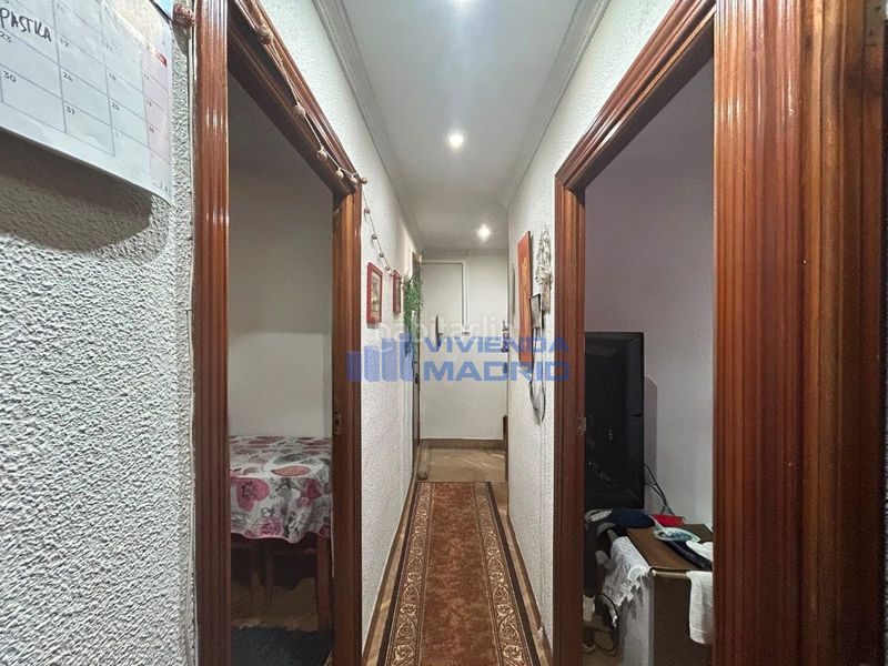 Foto 1dc77519-7f53-4704-8a3b-2f0786b55e10. Flat with heating in Portazgo Madrid