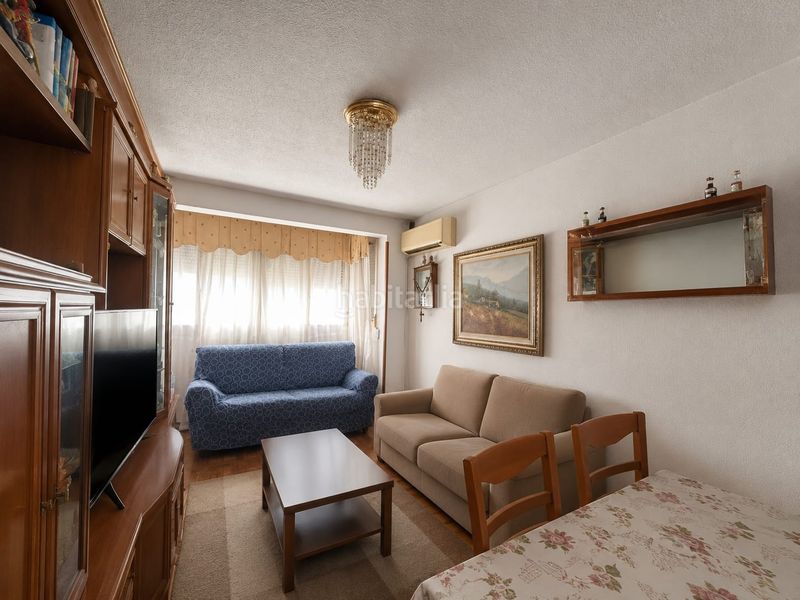 Foto a22f805d-dbd3-4a18-9125-d7d799cd638e. Flat with heating in Portazgo Madrid