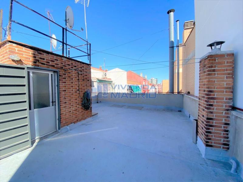 Foto b595a5fb-8ec7-4e16-a9bc-2490675c9c37. Etagenwohnung in San Isidro Madrid