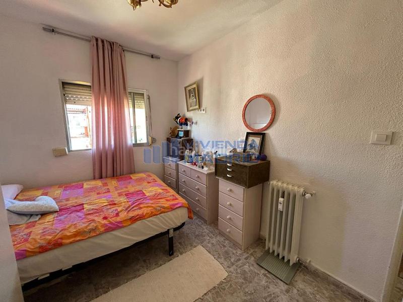 Foto 162bd723-6c1c-4728-a3fa-22be5e99c3aa. Flat with heating in Vista Alegre Madrid