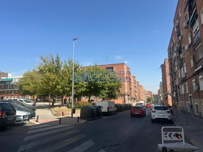 Foto df945643-9802-421d-a36e-970299b59703. Piso en Vista Alegre Madrid