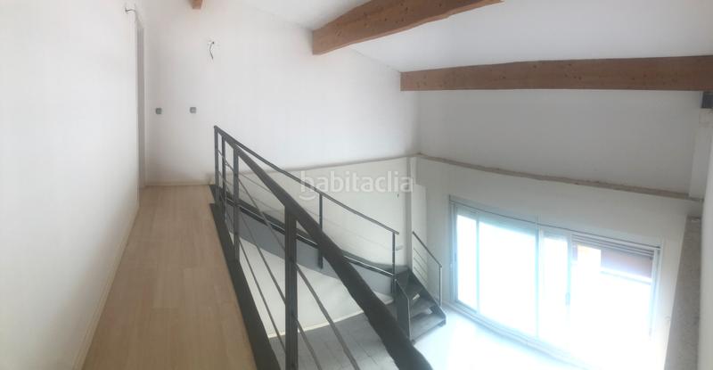 Foto b9b0bfc8-dd52-49c1-b96d-b069f17fff97. Duplex avec parking dans Calaf