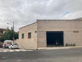 Local Comercial  Avinguda de balaguer. ¡gran oportunidad de inversión en tàrrega!