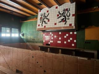 Local commercial  Carrer dels capellans. Local en  venta, tambien en  alquiler