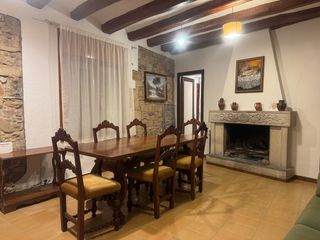 Semi detached house in Montoliu de Segarra. ¡¡ así es la casa rural más acogedora que verás hoy !!