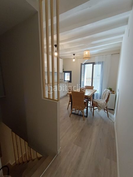 Foto 056f6a22-3d12-40fb-8678-82952cfb480c. Pis a carrer vell 3 a Ripoll