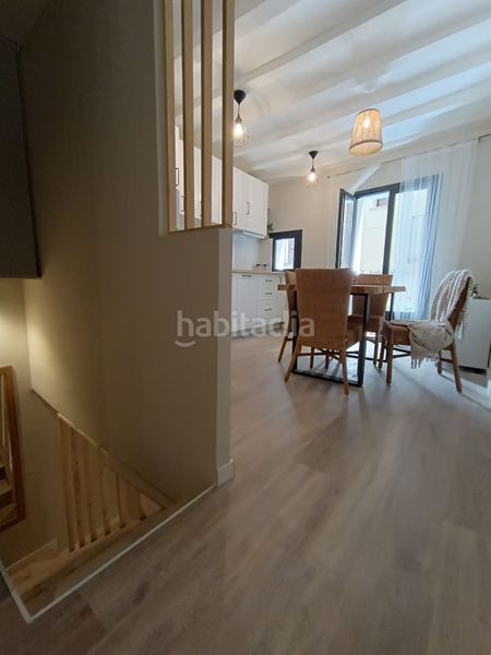 Foto 4ea4bdd0-205c-4446-9932-8d0126f853b4. Pis a carrer vell 3 a Ripoll