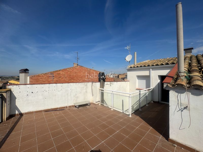 Foto ca01fccf-f702-4a67-a605-f4ba987937a6. Casa adossada amb aparcament a Arbeca